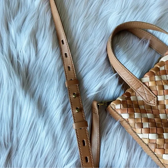 Madewell Tan and Brown Crossbody Bag - Picture 8 of 8